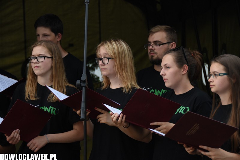 Piknik historyczny na bulwarach
