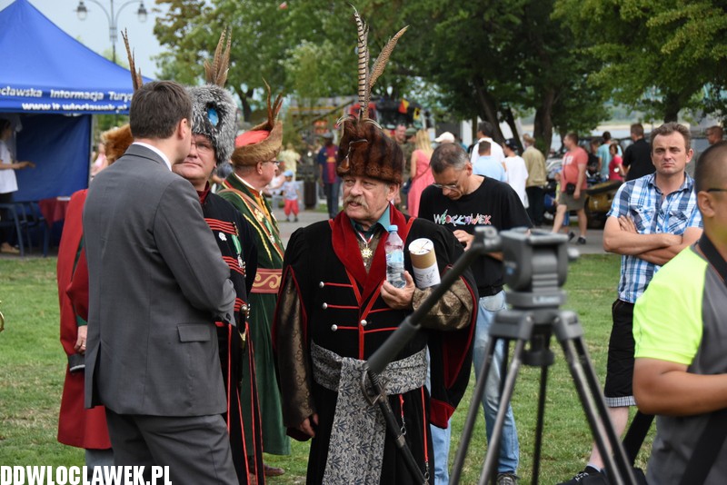 Piknik historyczny na bulwarach