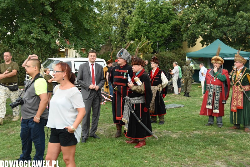 Piknik historyczny na bulwarach