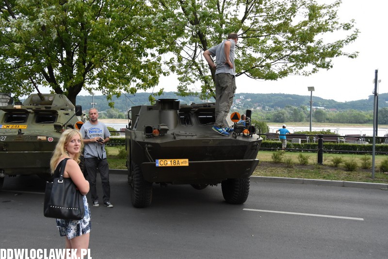 Piknik historyczny na bulwarach