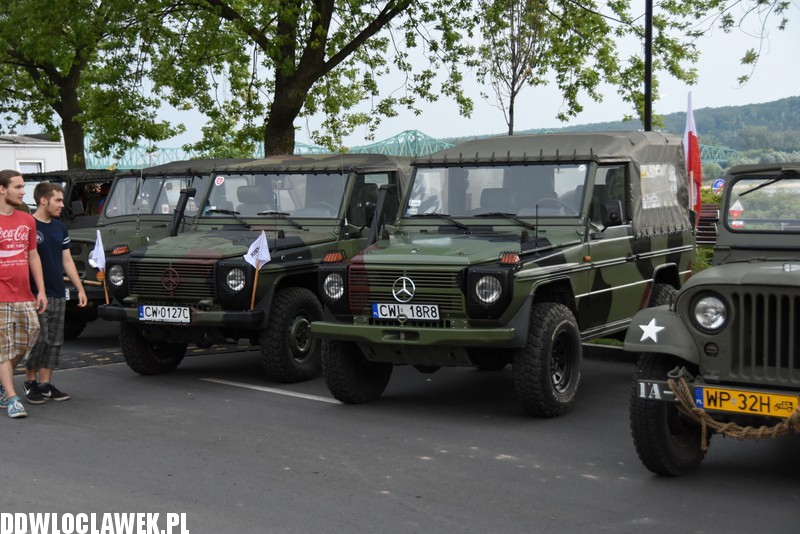 Piknik historyczny na bulwarach