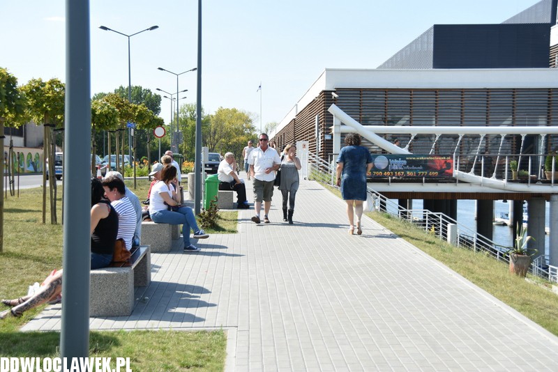 Zlot pojazdów militarnych na przystani