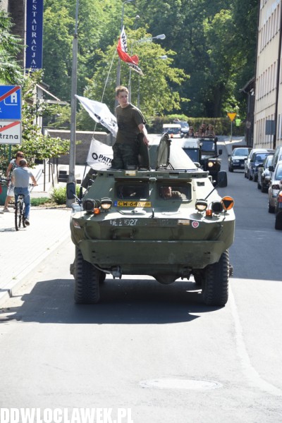 Zlot pojazdów militarnych na przystani