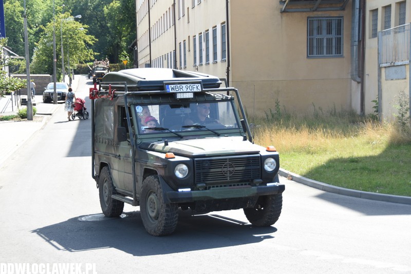 Zlot pojazdów militarnych na przystani