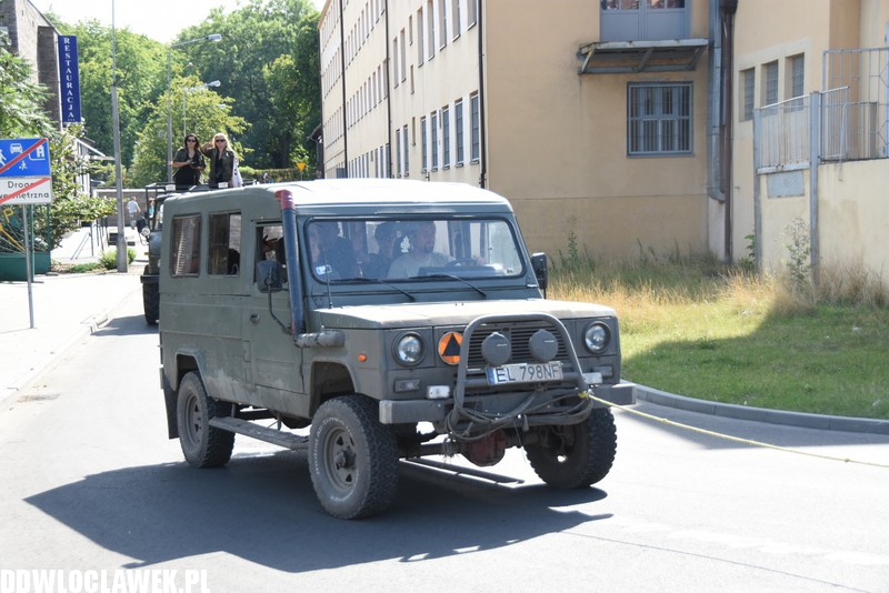 Zlot pojazdów militarnych na przystani