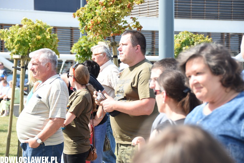 Zlot pojazdów militarnych na przystani