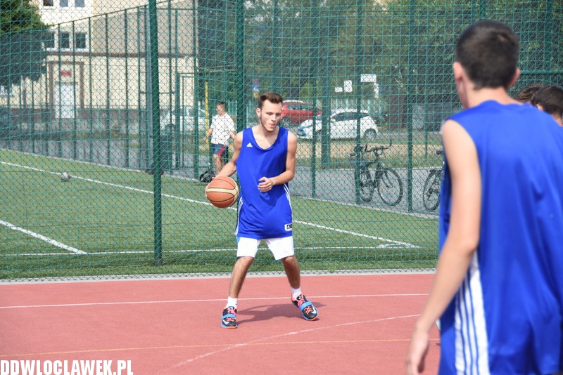 Turniej koszykówki z AKM