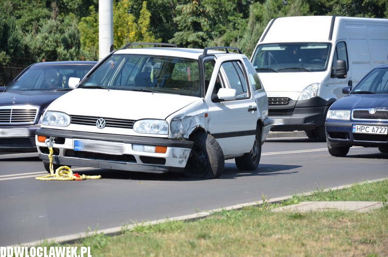 Kolizja podczas holowania na Kapitulnej