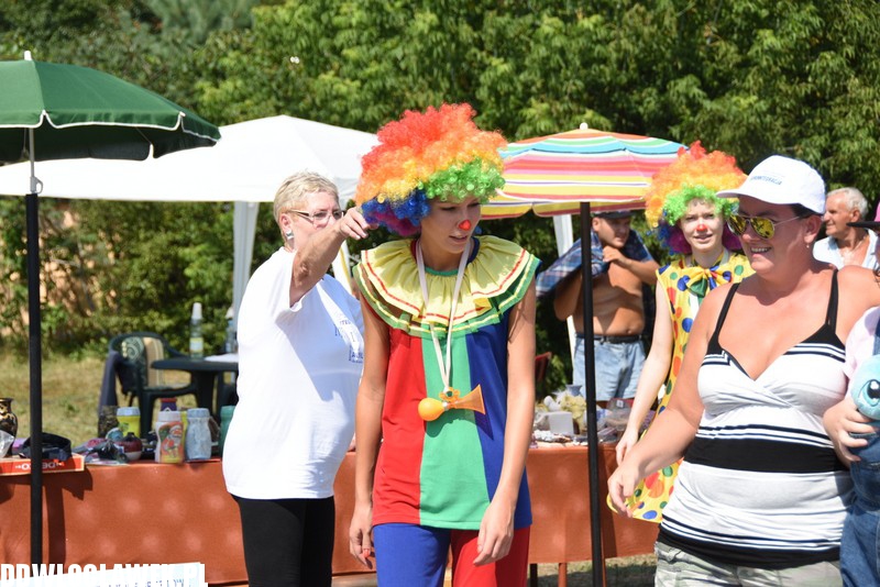 Piknik nad jeziorem Rybnica