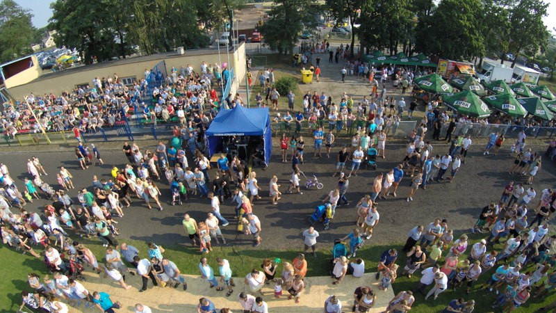 Piknik w Izbicy Kuj. - zdjęcia z drona