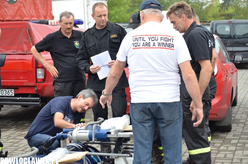 Przekazanie sprzętu dla trzech OSP