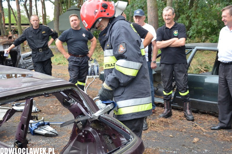 Przekazanie sprzętu dla trzech OSP