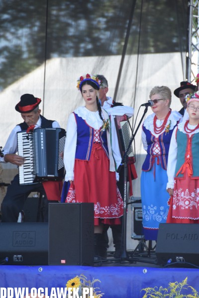 Dożynki powiatowe w Chodczu