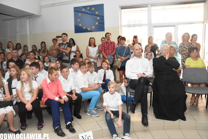 Rozpoczęcie roku szkolnego w SP 23