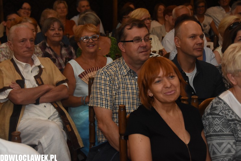 W Szkockim Tartanie w Starej Remizie