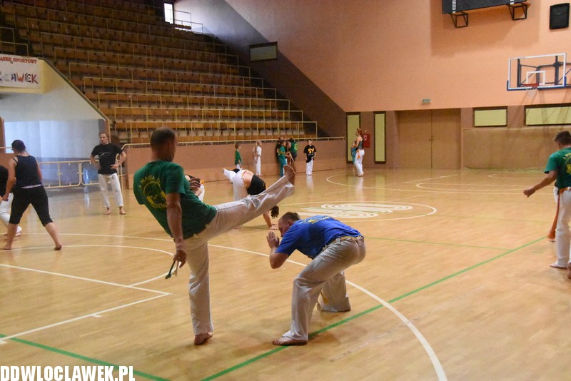 Otwarty trening capoeira