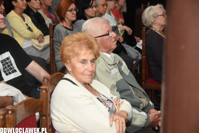 Karczma Niedokończonych Opowieści