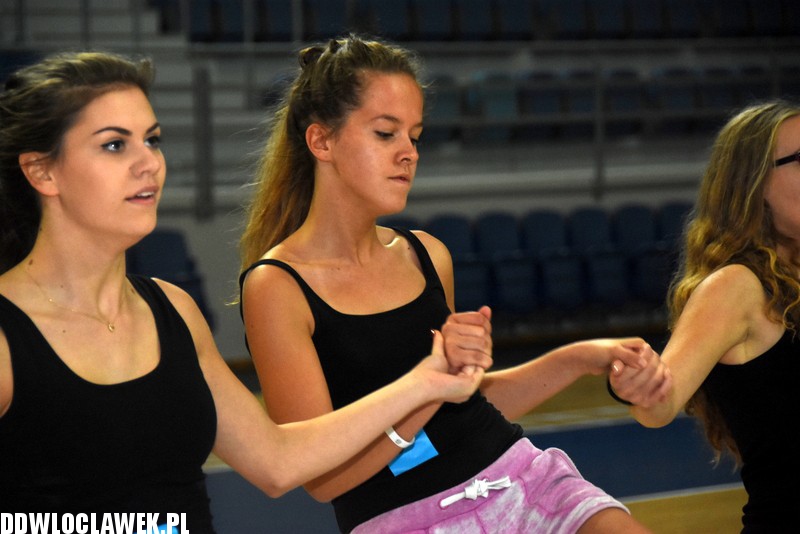 Casting do zespołu cheerleaderek