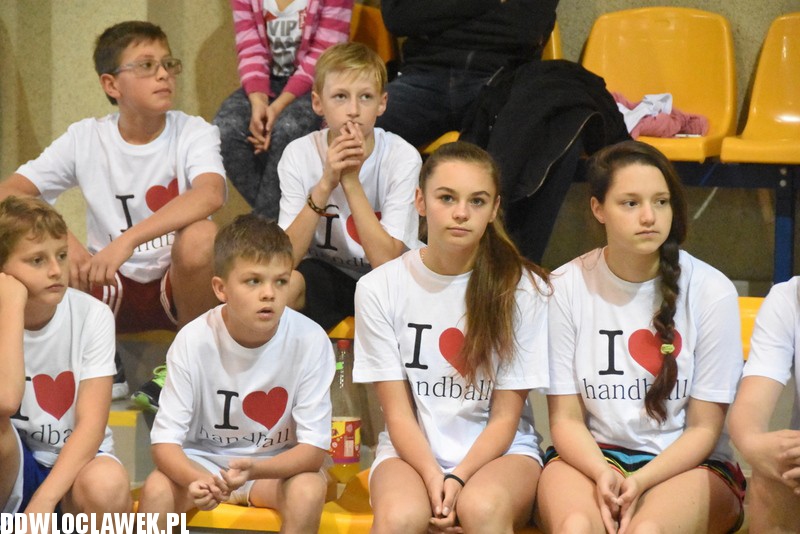 Camp piłki ręcznej w Samochodówce