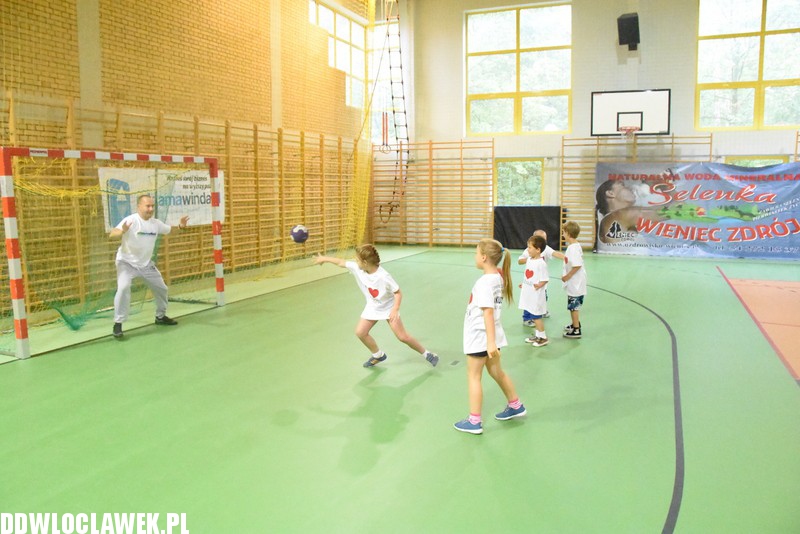 Camp piłki ręcznej w Samochodówce