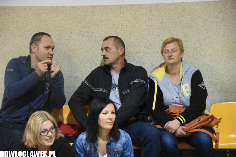 Camp piłki ręcznej w Samochodówce