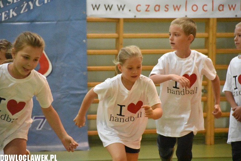 Camp piłki ręcznej w Samochodówce