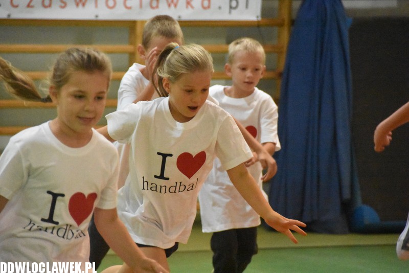 Camp piłki ręcznej w Samochodówce