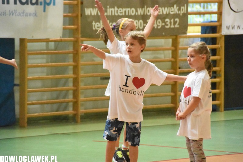 Camp piłki ręcznej w Samochodówce