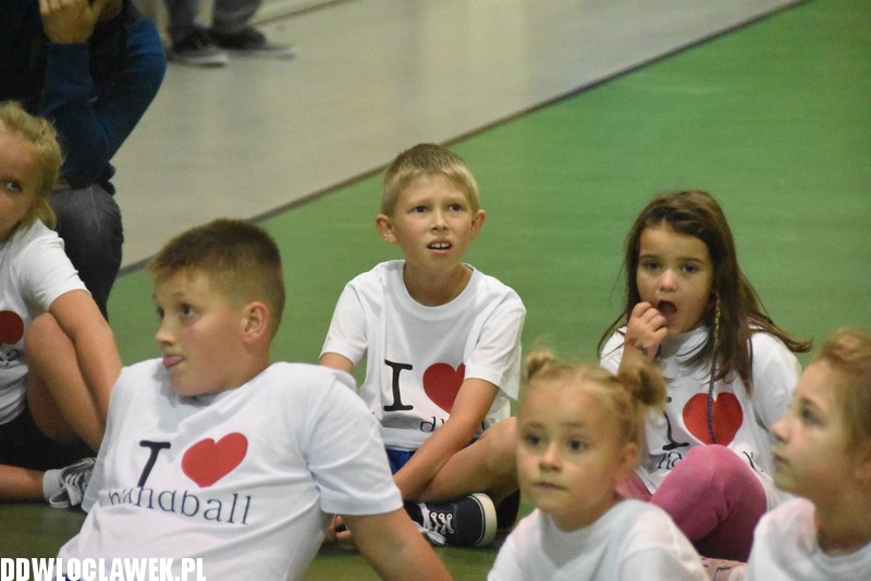 Camp piłki ręcznej w Samochodówce