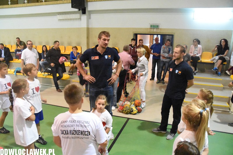 Camp piłki ręcznej w Samochodówce