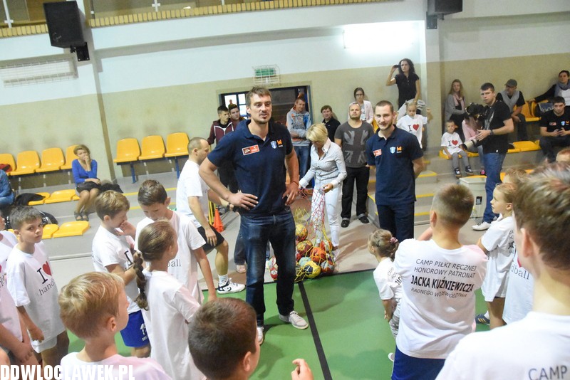 Camp piłki ręcznej w Samochodówce