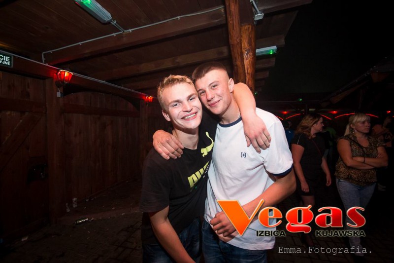 Akcent w klubie Vegas część I