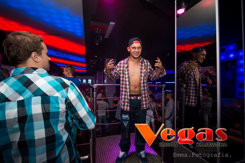 Akcent w klubie Vegas część I