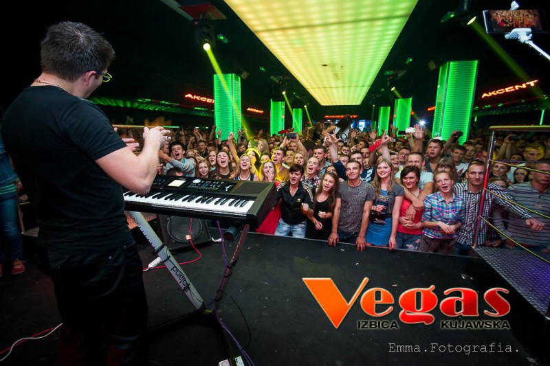 Akcent w klubie Vegas część I