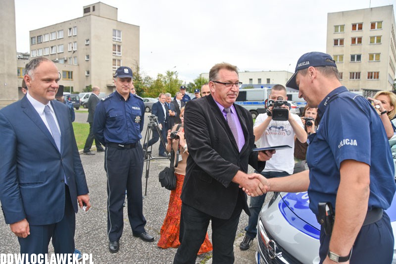 Nowe radiowozy już przekazane