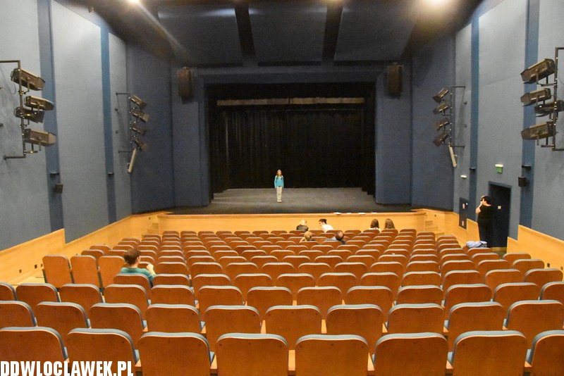 Casting do teatru Skene