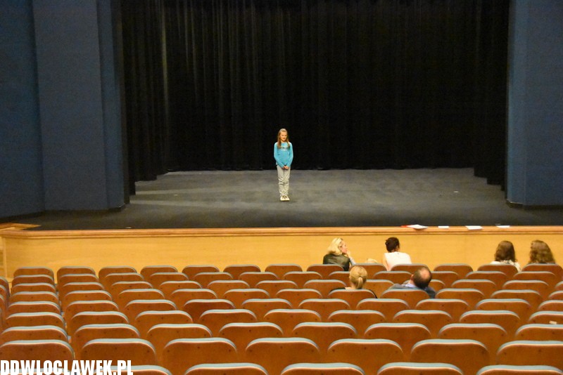 Casting do teatru Skene