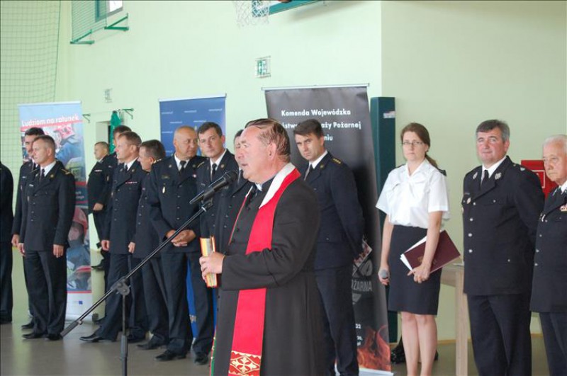 Przekazanie nowego sprzętu dla OSP