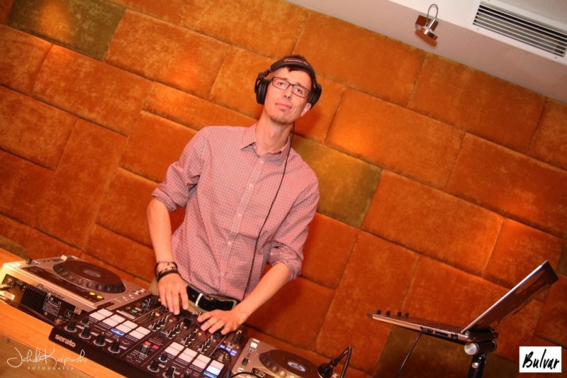 Sobota 19.10 Bulvar Million Club