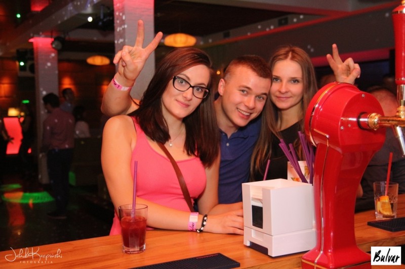Sobota 19.10 Bulvar Million Club