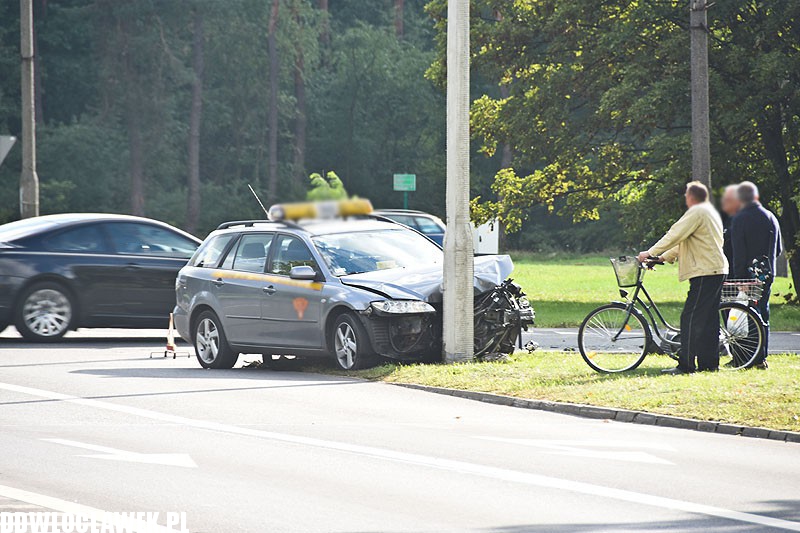 Groźna kolizja mazdy i vw polo