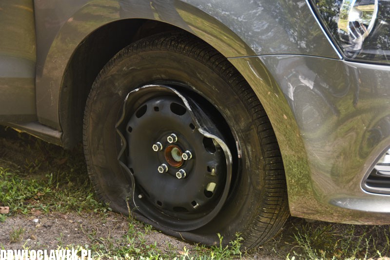 Groźna kolizja mazdy i vw polo