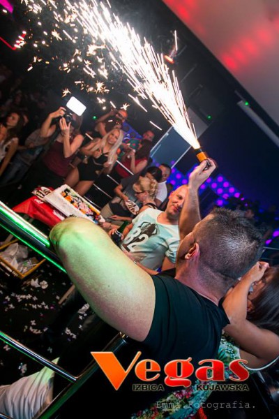Urodziny klubu Vegas część I