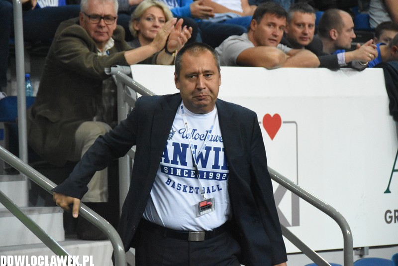 Wręczenie podziękowań sponsorom