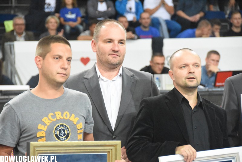 Wręczenie podziękowań sponsorom