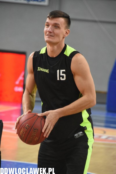 KBC 2015: finał konkursu rzutów za 3