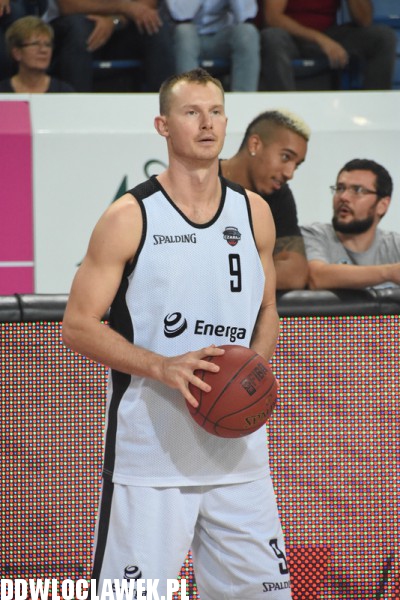 KBC 2015: finał konkursu rzutów za 3