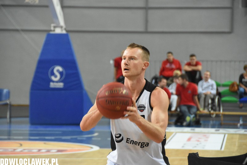 KBC 2015: finał konkursu rzutów za 3