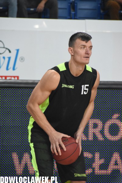 KBC 2015: finał konkursu rzutów za 3