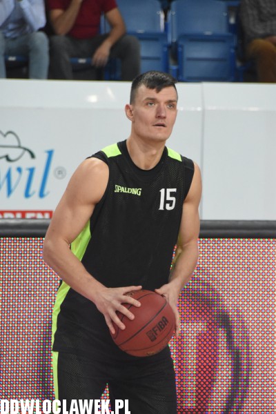 KBC 2015: finał konkursu rzutów za 3
